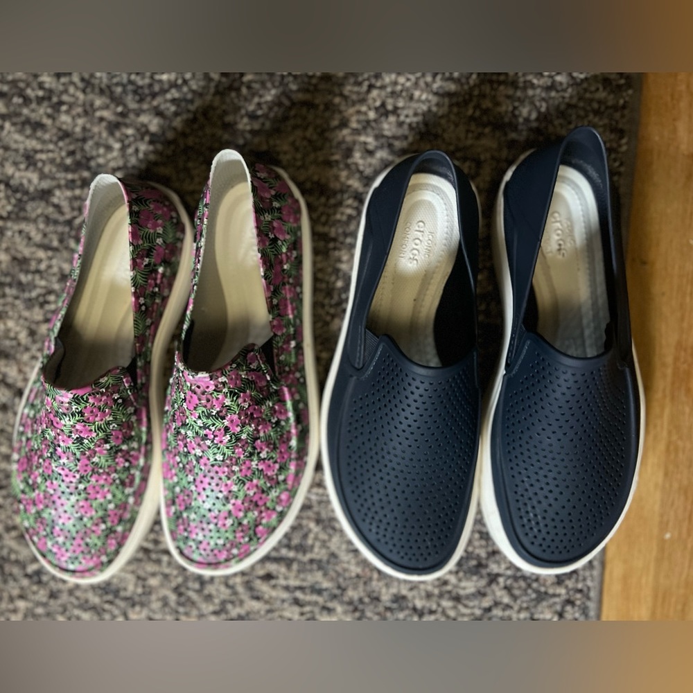 Two pairs of crocs shoes! Size 9 Womens